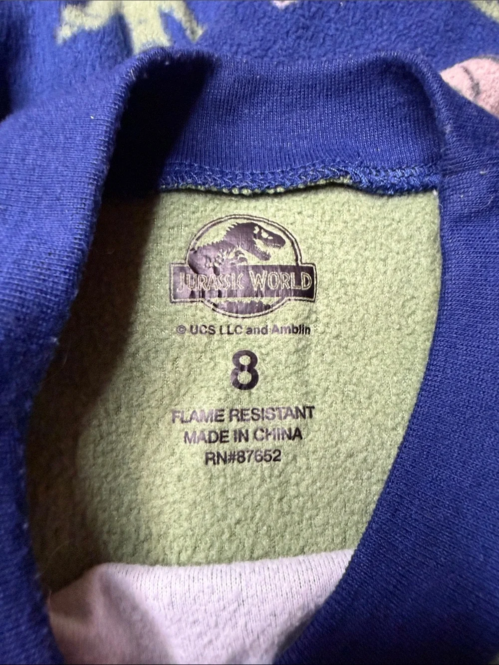 Kid’s Pajama bundle. Sharks 🦈 and Jurassic World 🦖 Size: Med/8